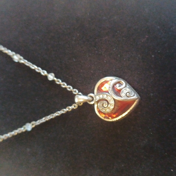 silvertine red heart necklace - Picture 2 of 4